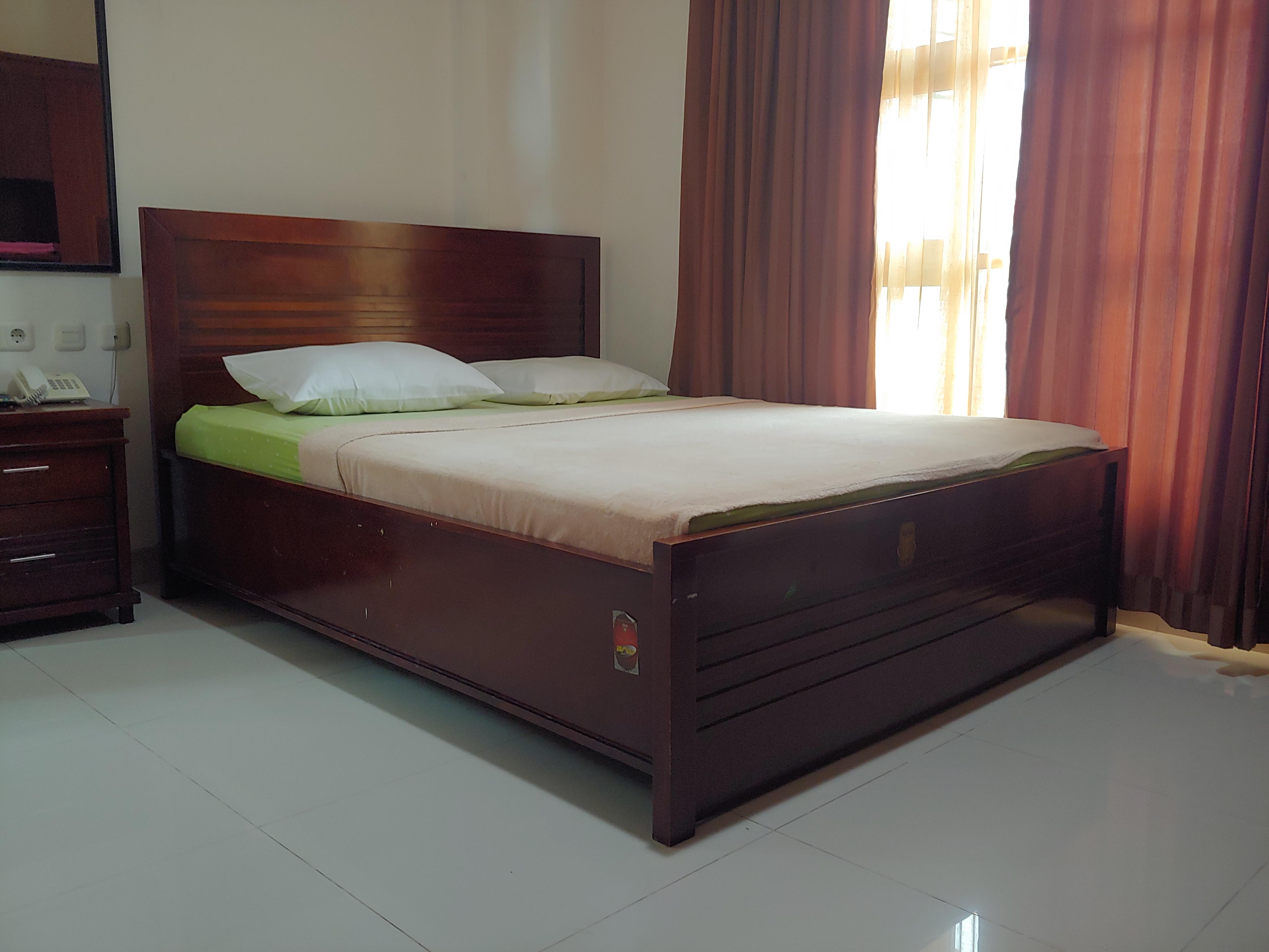 Hotel Oyo 3894 Karunia Muslim Syariah à Jakarta Extérieur photo