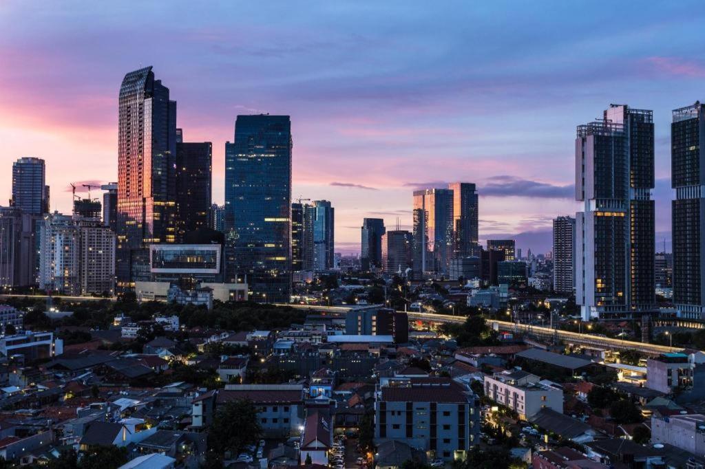 Hotel Oyo 3894 Karunia Muslim Syariah à Jakarta Extérieur photo